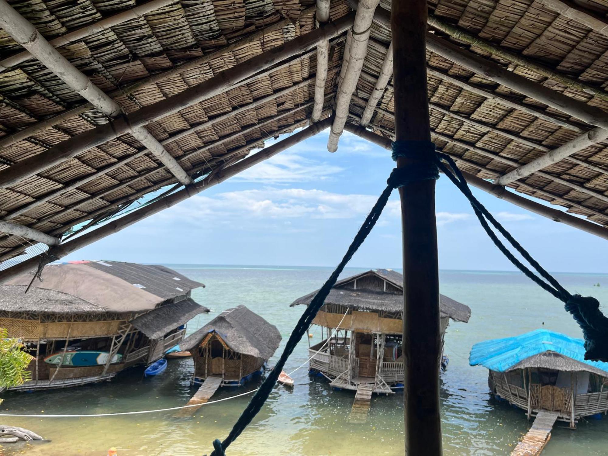 Bamboo Nest Beachfront Puerto Princesa ภายนอก รูปภาพ