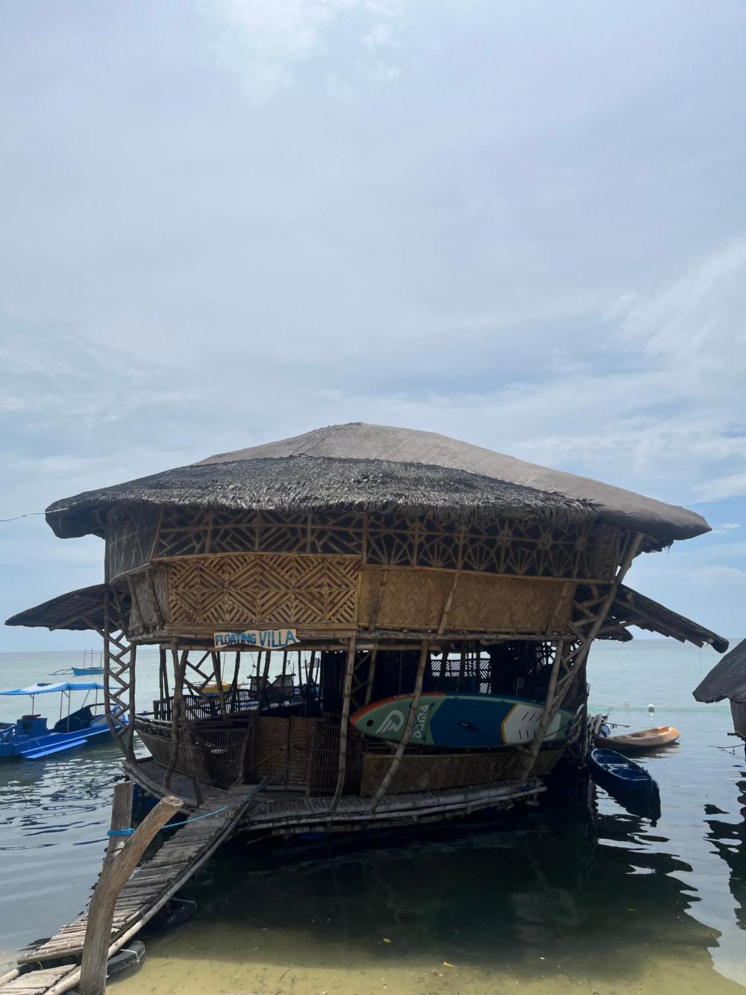 Bamboo Nest Beachfront Puerto Princesa ภายนอก รูปภาพ