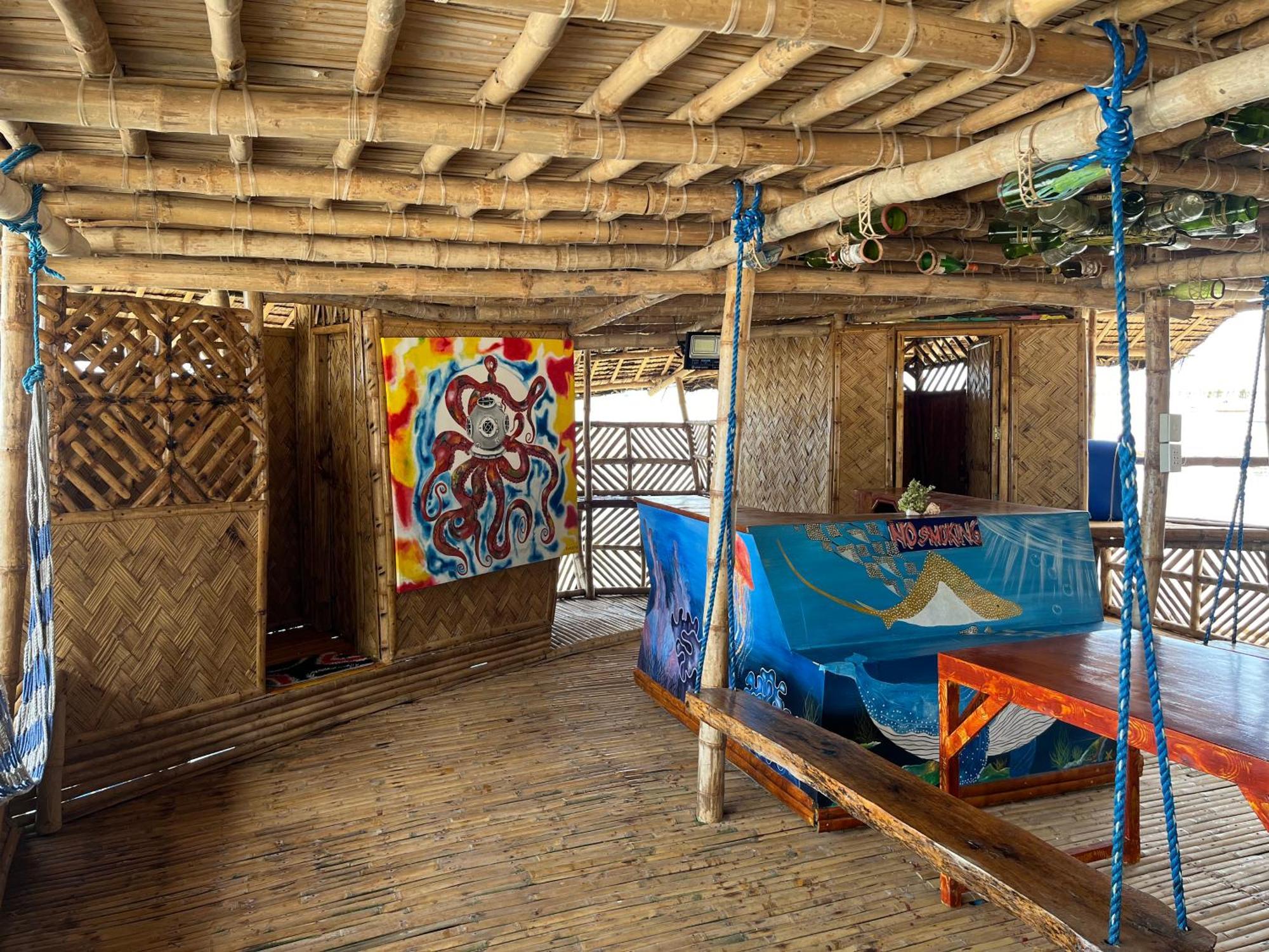 Bamboo Nest Beachfront Puerto Princesa ภายนอก รูปภาพ