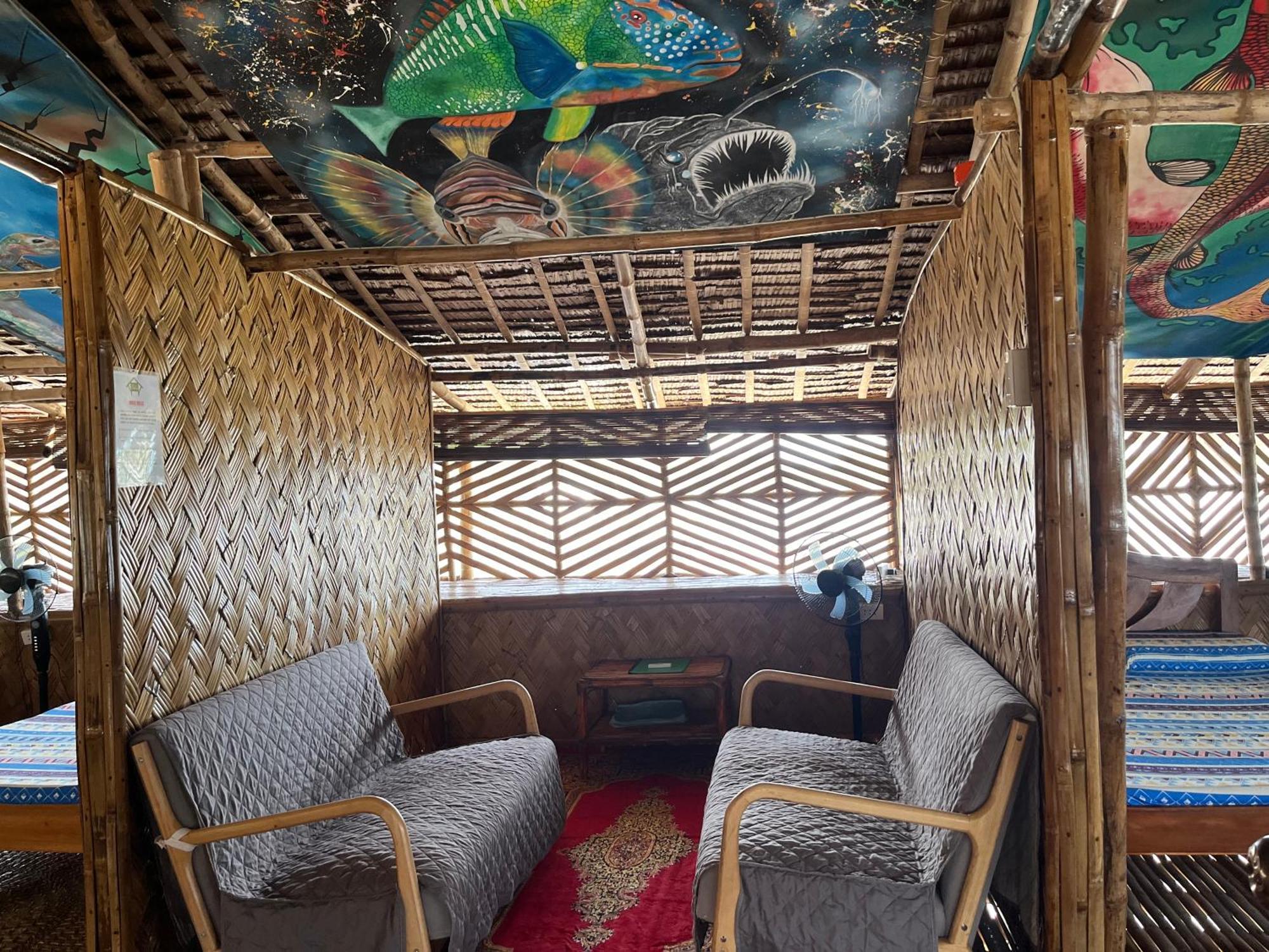 Bamboo Nest Beachfront Puerto Princesa ภายนอก รูปภาพ
