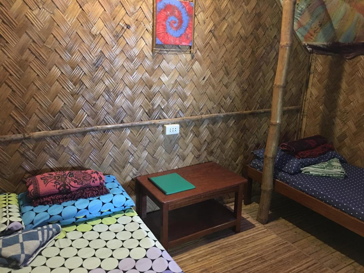 Bamboo Nest Beachfront Puerto Princesa ภายนอก รูปภาพ